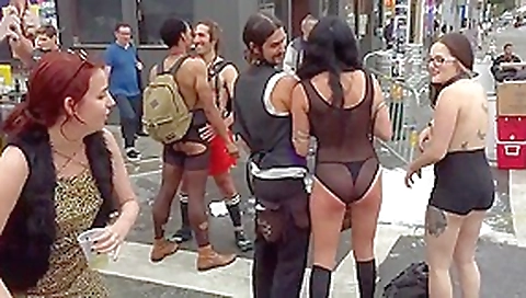 Super slo mo public