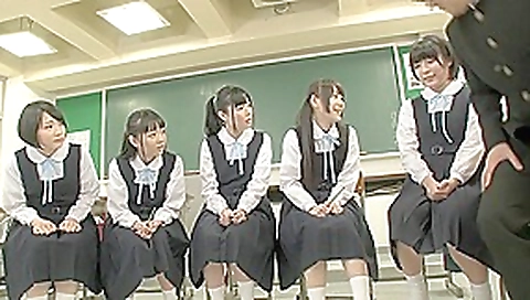 Exotic Japanese model in Amazing Public, teens 18+ JAV clip
